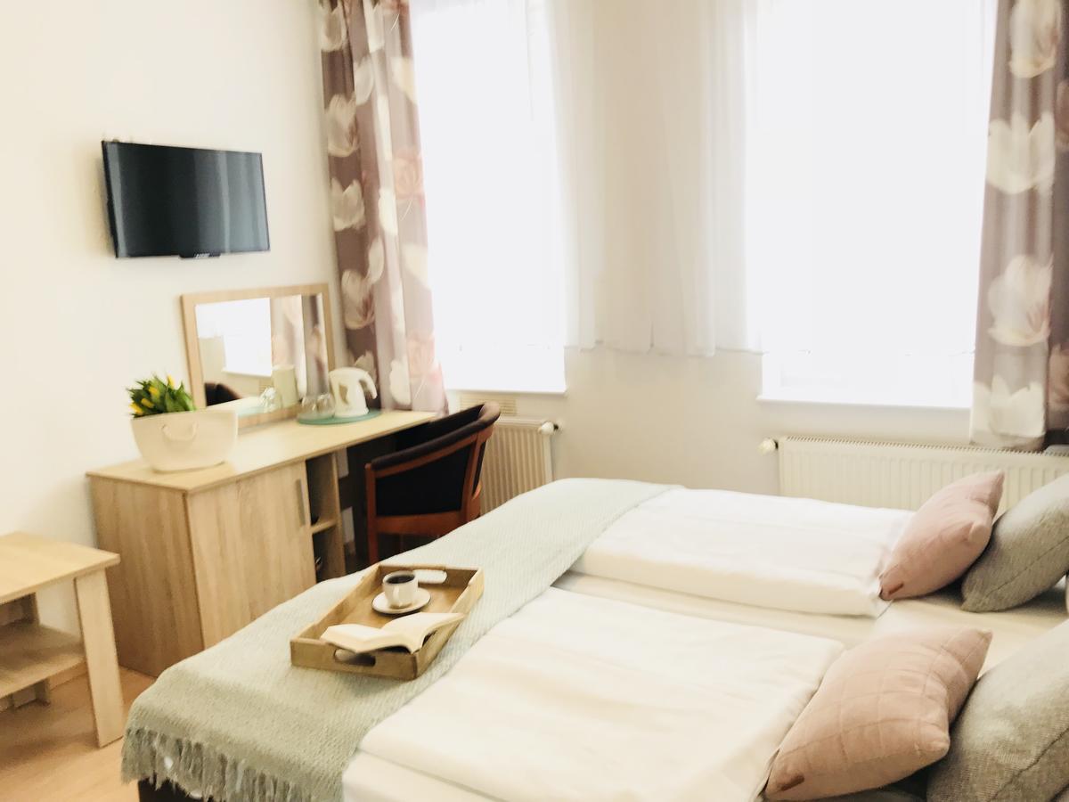 Azalia Bed & Breakfast Ustronie Morskie Eksteriør bilde