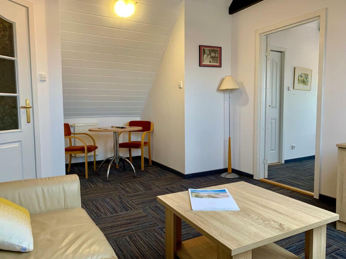 Azalia Bed & Breakfast Ustronie Morskie Eksteriør bilde
