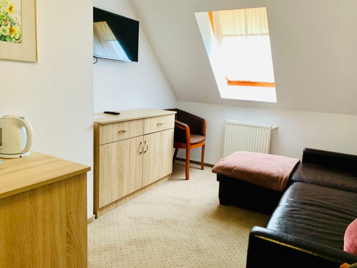Azalia Bed & Breakfast Ustronie Morskie Eksteriør bilde